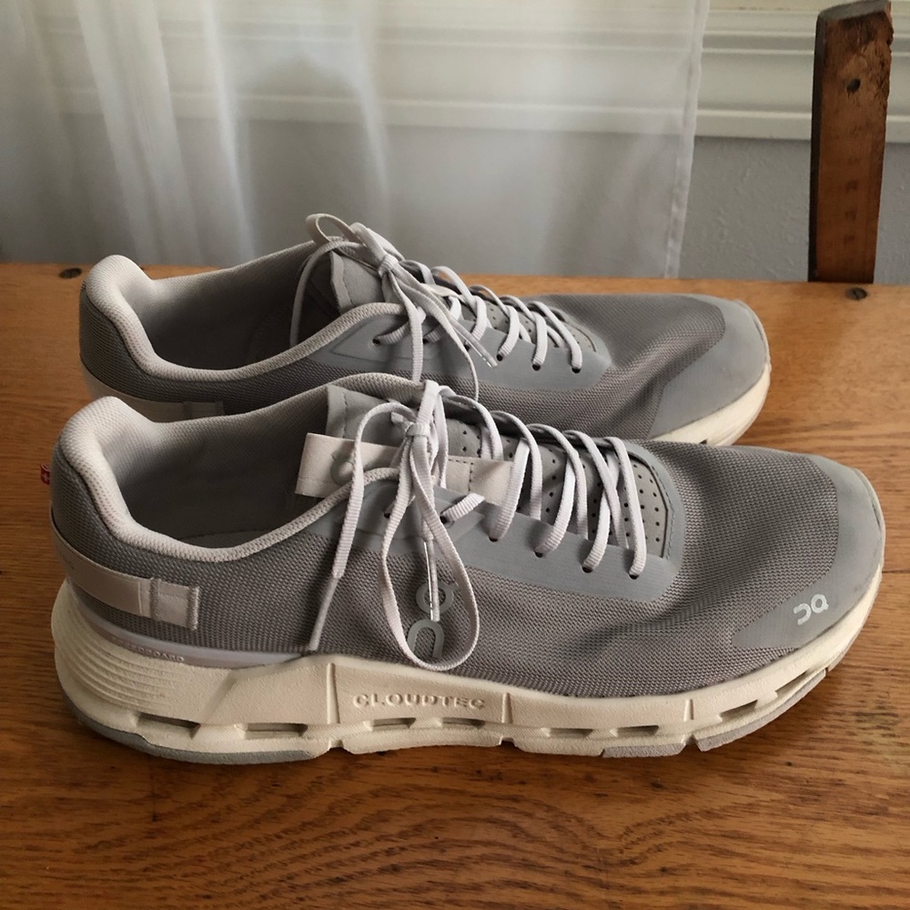 On Cloud Running Shoes Cloudtec Cloud Tec Grey Wh… - image 1